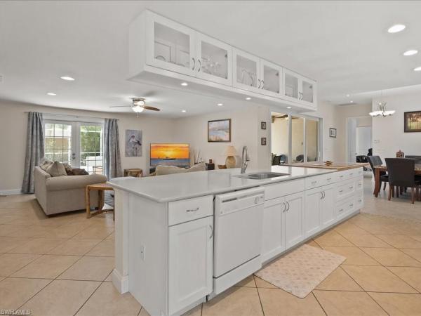 Bonita Springs Golf & Country Club, 25401 Carney Cir, Bonita Springs, Florida 34135, image 2