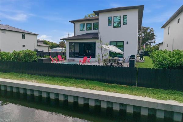3384 Canal St, Naples, Florida 34112, image 1