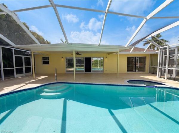 Sunset Cove, 5644 W Eichen Cir, Fort Myers, Florida 33919, image 3