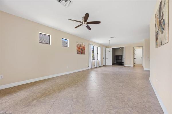 8010 Helena Ct, Naples, Florida 34142, image 1