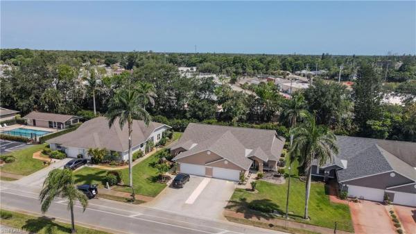Tanglewood, 430 Saint Andrews Blvd #6, Naples, Florida 34113, image 2