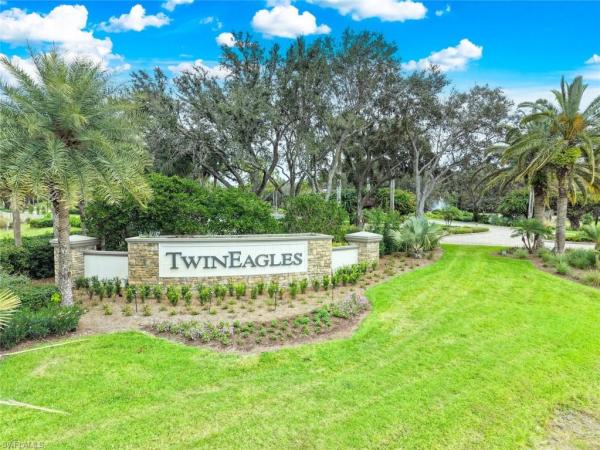 Fenhurst At Twin Eagles, 12792 Kinross Ln, Naples, Florida 34120, image 3