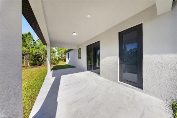 Lehigh Acres, 3016 W 43rd St, Lehigh Acres, Florida 33971, image 1