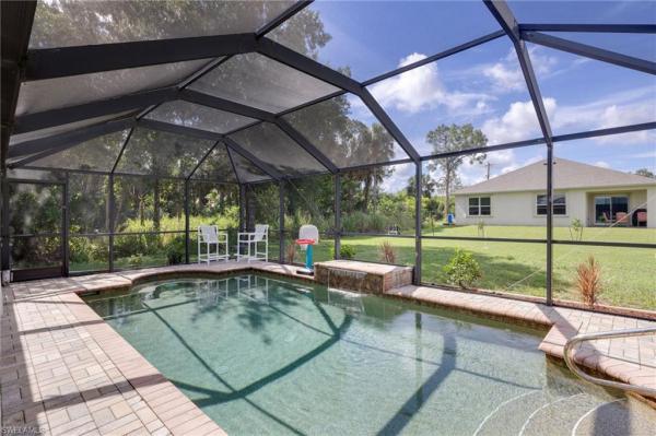 Lehigh Acres Residential, 2707 W 7th St, Lehigh Acres, Florida 33971, image 2