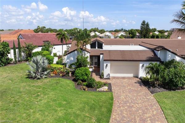 Lake Club At Spanish Wells, 28432 Highgate Dr, Bonita Springs, Florida 34135, image 3