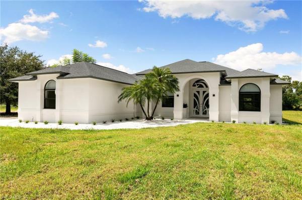 Golden Gate Estates, 221 SE 10th St, Naples, Florida 34117, image 3
