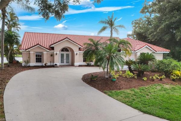 Vanderbilt Lakes, 28820 Trenton Ct, Bonita Springs, Florida 34134, image 3