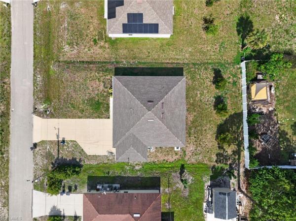 Lehigh Acres, 3014 SW 38th St, Lehigh Acres, Florida 33976, image 2