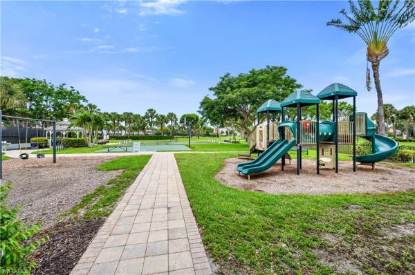 3023 Horizon Ln #2505, Naples, Florida 34109, image 2