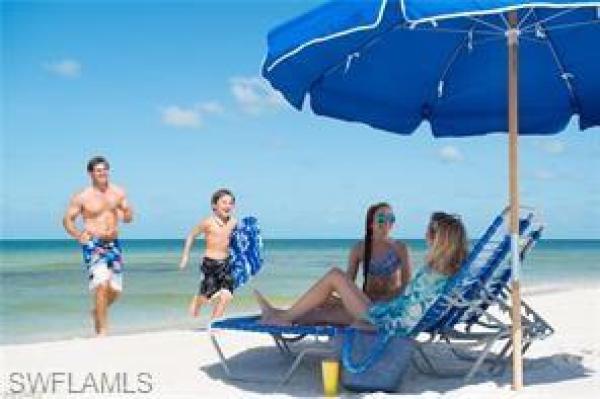 5555 Heron Point Dr #902, Naples, Florida 34108, image 1