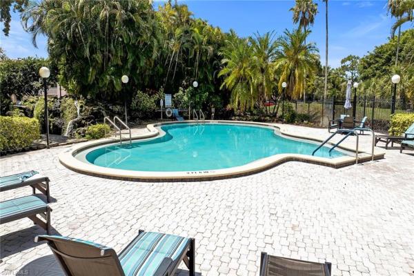 499 Forest Lakes Blvd #312, Naples, Florida 34105, image 3