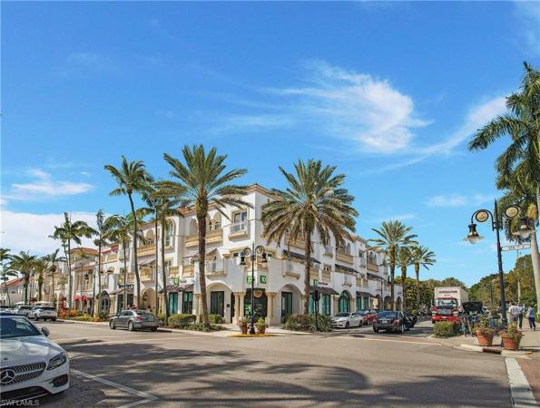 Marina Villas At Olde Naples, 995 S 9th Ave #4, Naples, Florida 34102, image 2