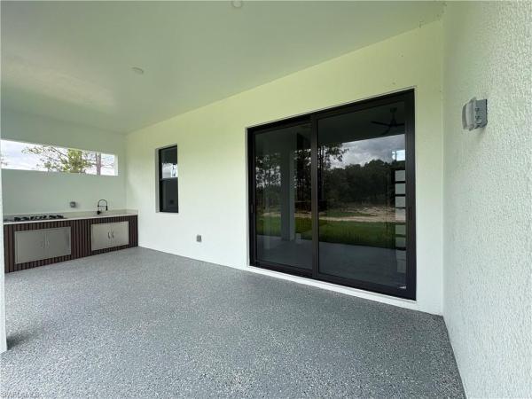 Lehigh Acres, 1654 Poinsettia Ave, Lehigh Acres, Florida 33972, image 3