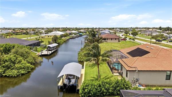 Cape Coral, 2509 Surfside Blvd, Cape Coral, Florida 33914, image 3