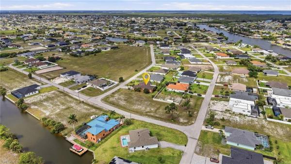 Cape Coral, 3425 19th Ter, Cape Coral, Florida 33993, image 1