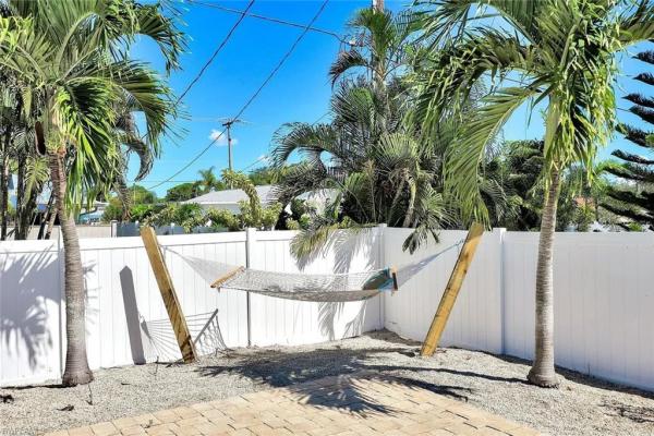 Naples Park, 847 N 98th Ave, Naples, Florida 34108, image 1
