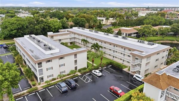 3150 Binnacle Dr #106, Naples, Florida 34103, image 3
