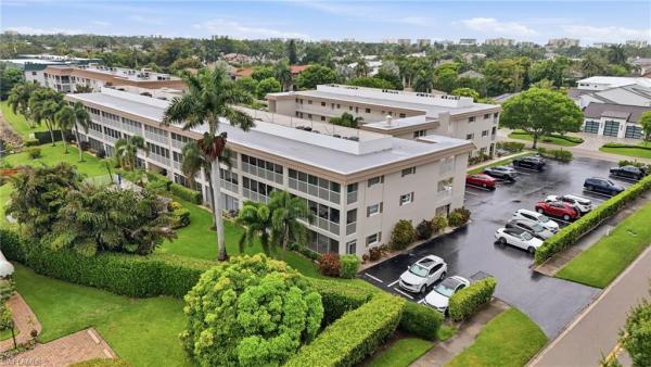 3150 Binnacle Dr #106, Naples, Florida 34103, image 2