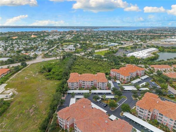 Royal Pointe, 11741 Pasetto Ln #103, Fort Myers, Florida 33908, image 2