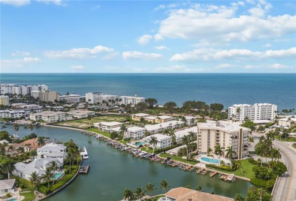 2150 N Gulf Shore Blvd #411, Naples, Florida 34102, image 2