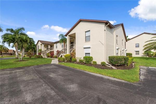 Central Park South, 9265 Lake Park Dr #201, Fort Myers, Florida 33919, image 3