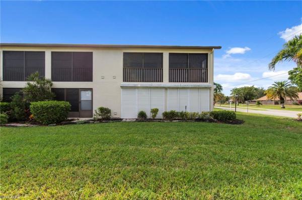 Central Park South, 9265 Lake Park Dr #201, Fort Myers, Florida 33919, image 1
