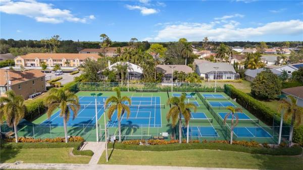 Crown Pointe East, 2232 Piccadilly Ct, Naples, Florida 34112, image 3