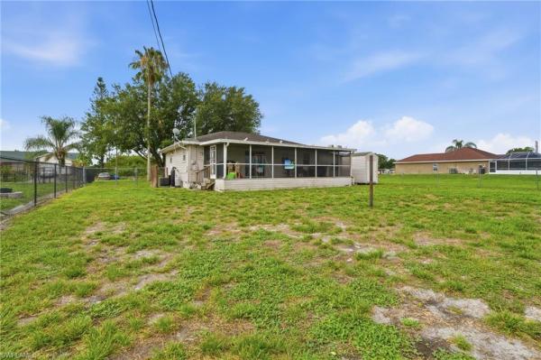 Lehigh Acres, 4302 SW 7th St, Lehigh Acres, Florida 33976, image 1