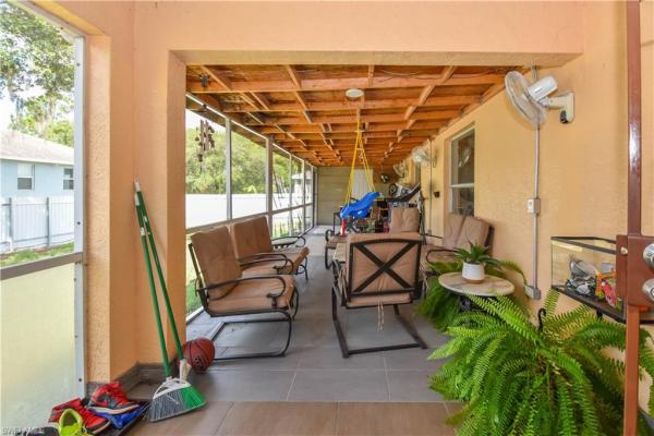 Lehigh Acres, 4417 SW 29th St, Lehigh Acres, Florida 33973, image 2
