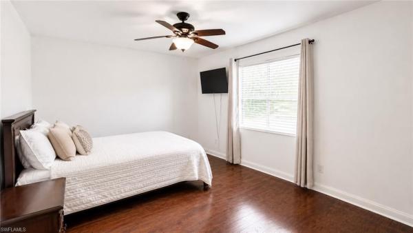 Victoria Park, 1089 Nottingham Dr, Naples, Florida 34109, image 3