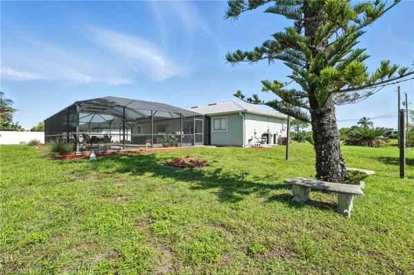 Cape Coral Residential, 324 24th Ter, Cape Coral, Florida 33993, image 2