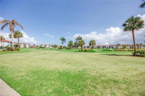 45 S High Point Cir #303, Naples, Florida 34103, image 2