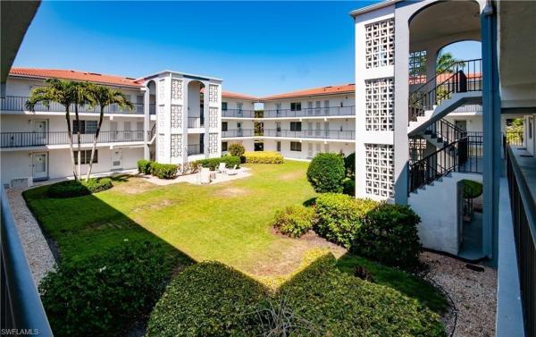 5 W High Point Cir #206, Naples, Florida 34103, image 3