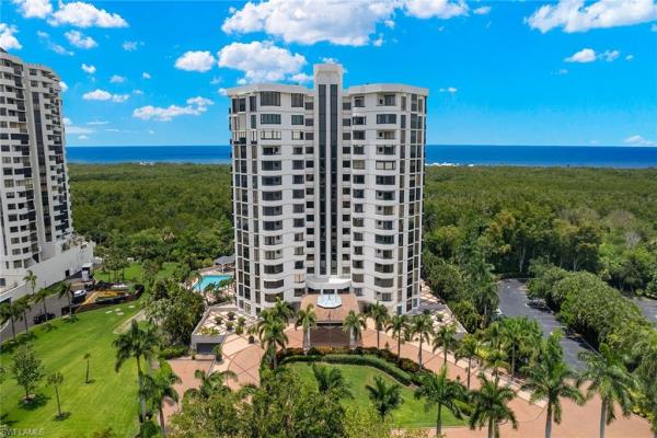 6075 Pelican Bay Blvd #204, Naples, Florida 34108, image 1