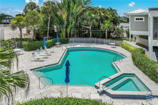 828 E Hideaway Cir #423, Marco Island, Florida 34145, image 1