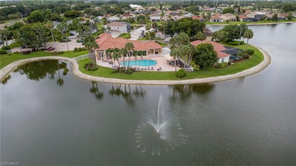 Silverlakes, 11086 Lakeland Cir, Fort Myers, Florida 33913, image 2
