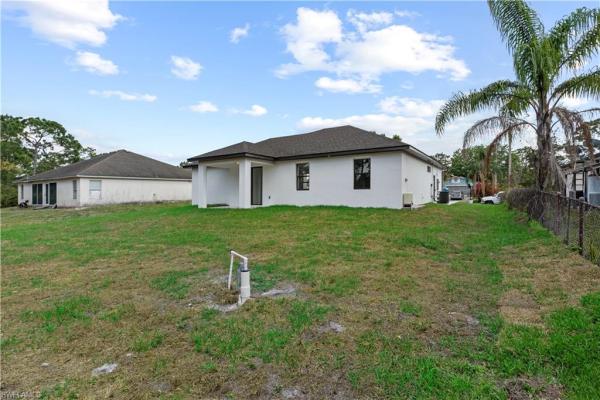 Lehigh Acres, 1113 E Enrique St, Lehigh Acres, Florida 33974, image 1