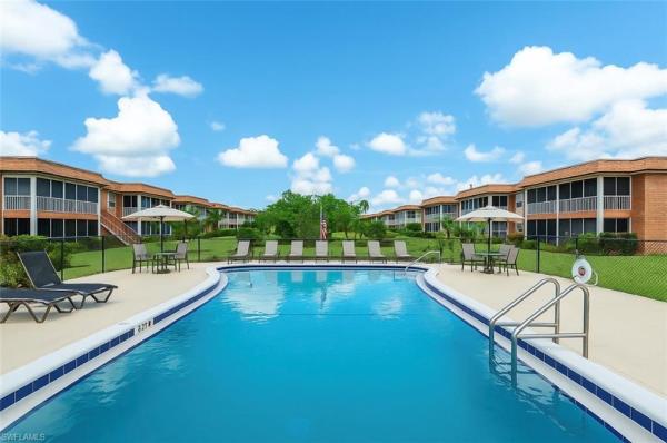 1400 Pompei Ln #77, Naples, Florida 34103, image 3