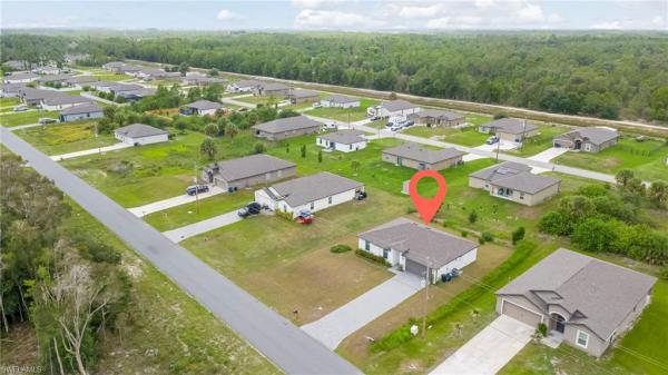 Mirror Lakes, 150 Blackstone Dr, Fort Myers, Florida 33913, image 2