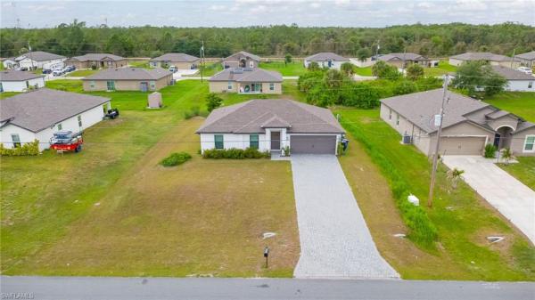 Mirror Lakes, 150 Blackstone Dr, Fort Myers, Florida 33913, image 1