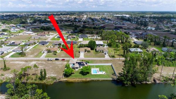 Cape Coral Residential, 2012 33rd Ln, Cape Coral, Florida 33909, image 3