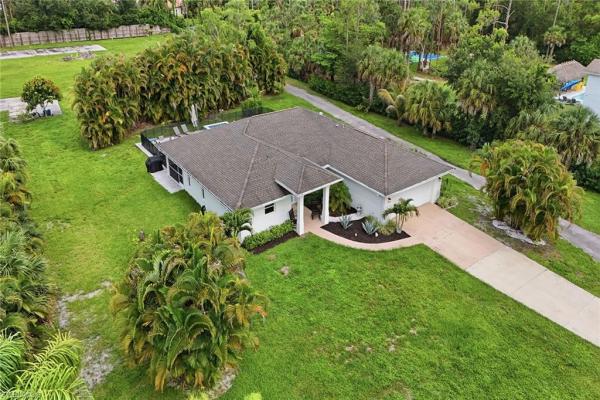 721 S Logan Blvd, Naples, Florida 34119, image 3