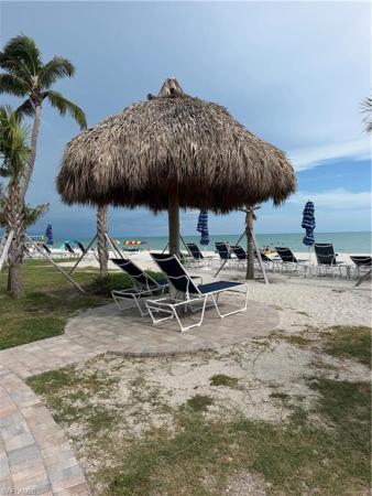 Pointe Santo De Sanibel, 2445 Gulf Dr #B-22, Sanibel, Florida 33957, image 2
