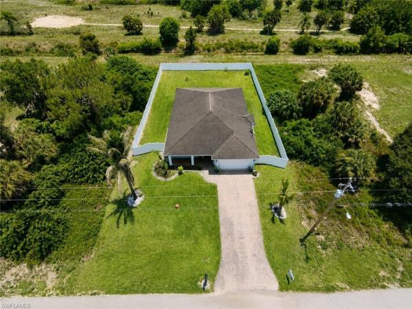 Lehigh Acres, 470 Redwing St, Lehigh Acres, Florida 33974, image 2