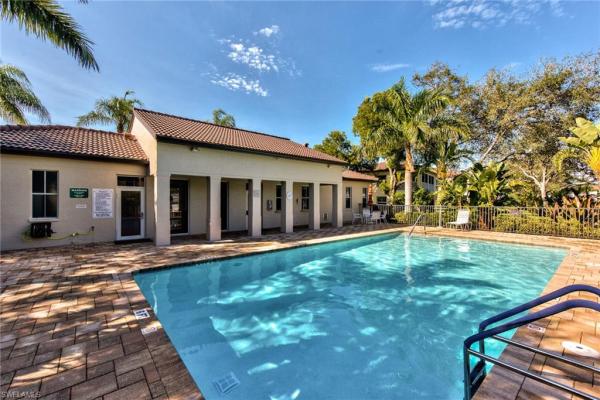 1100 Diamond Cir #1104, Naples, Florida 34110, image 1