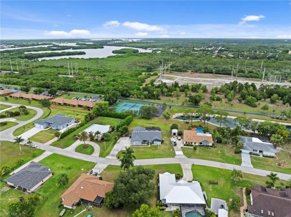 Kings Bay Estates, 17209 Castleview Dr, North Fort Myers, Florida 33917, image 3