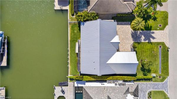 Conners At Vanderbilt Beach, 240 Channel Dr, Naples, Florida 34108, image 2