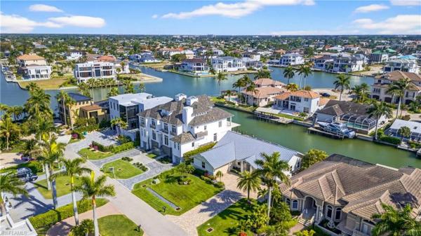 Conners At Vanderbilt Beach, 240 Channel Dr, Naples, Florida 34108, image 1