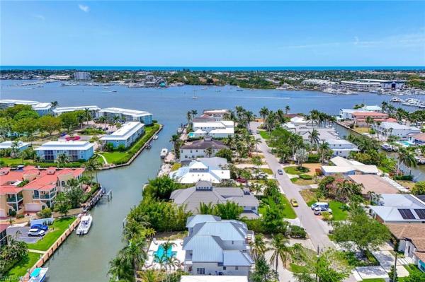 Royal Harbor, 1500 Pelican Ave, Naples, Florida 34102, image 2