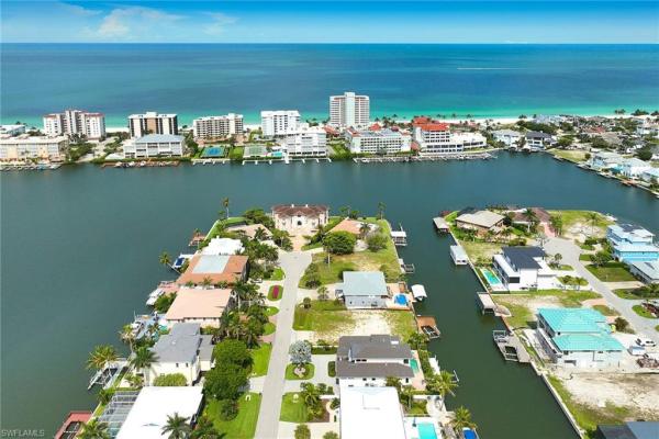 Conners At Vanderbilt Beach, 319 Lagoon Ave, Naples, Florida 34108, image 1